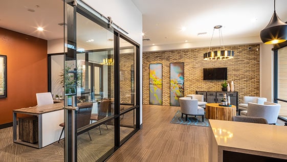 interior-design-team-leadership-experience