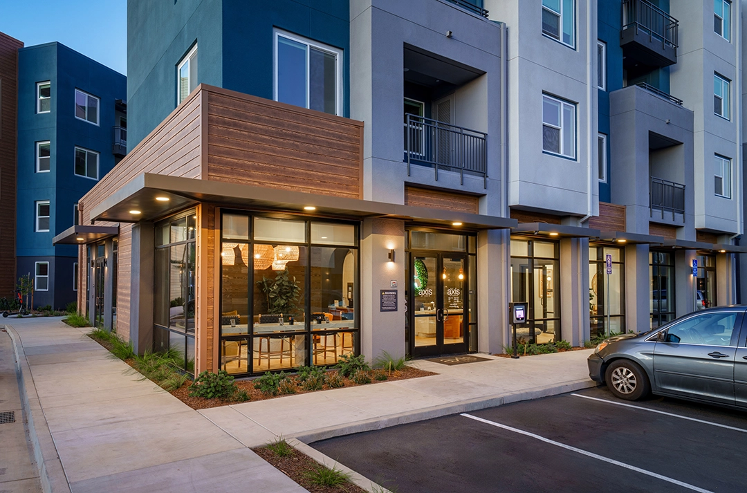 Catalina Design Axis at Davis 5