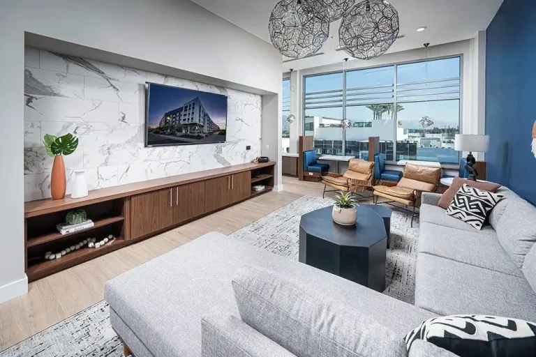 Anton Ascend community room