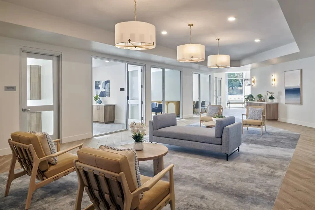 Aspen Wood Senior Living lobby lounge in San Ramon, California